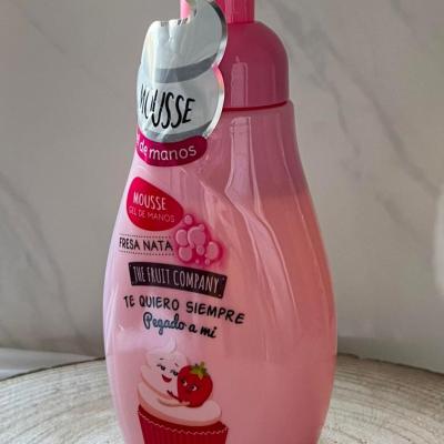 Savon gel fraise chantilly